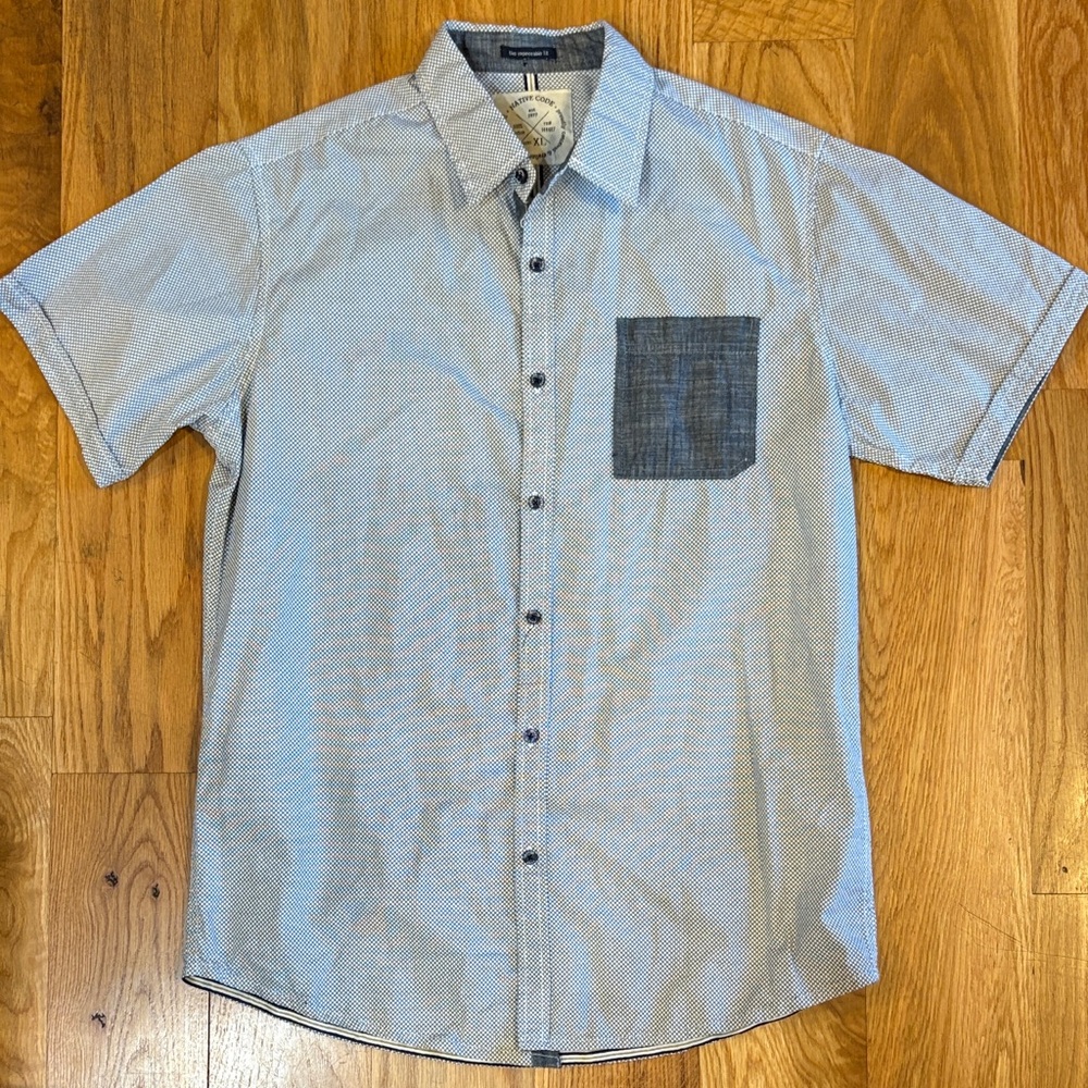 Men’s Native Code short sleeve button down, Sz XL